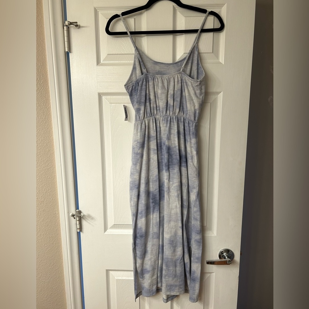 Old Navy Spaghetti Strap Midi Dress - Picture 2 of 5